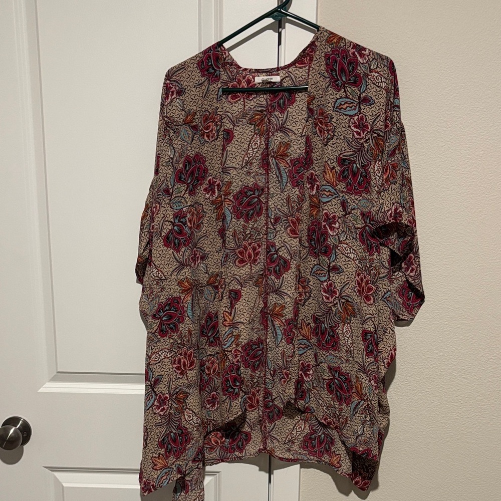 Maurices Multicolor Floral kimono
